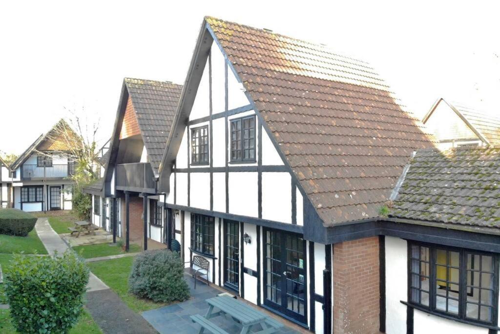 20 Tudor Court " Four Star Aa Accommodation" Hayle Kültér fotó